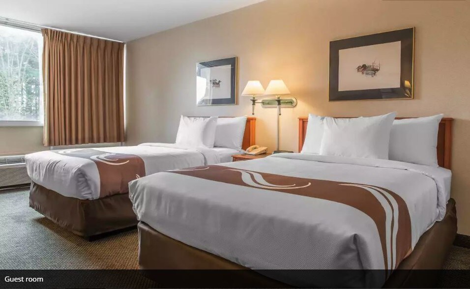 More Photos Of 3200 S Hermitage Rd, Hermitage Hotel For Sale