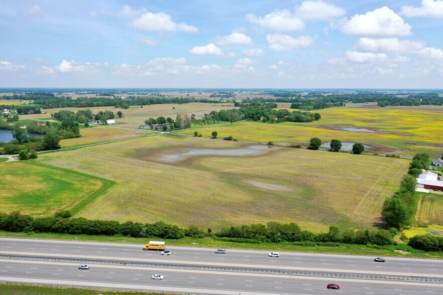 More Photos Of 300 E, Whiteland Land For Sale