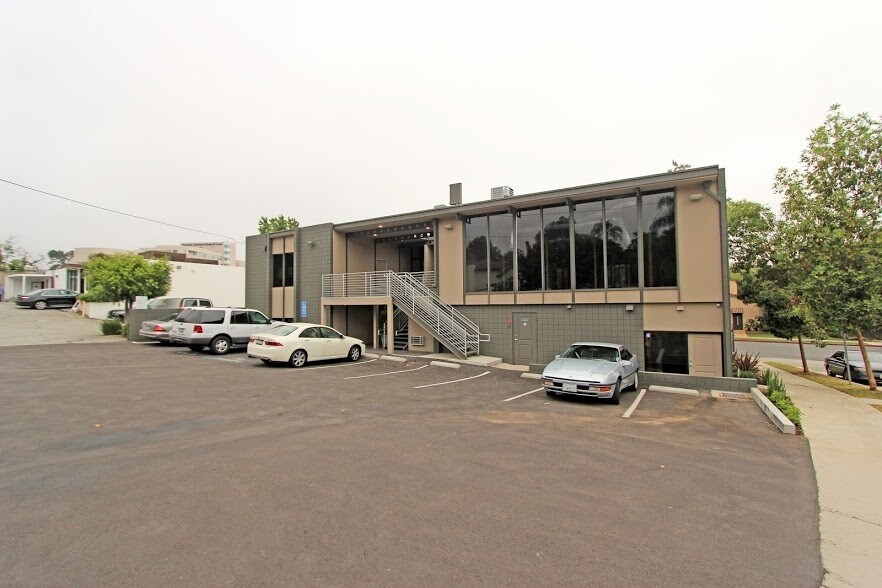 More Photos Of 1451 Chevy Chase Dr, Glendale Medical For Lease