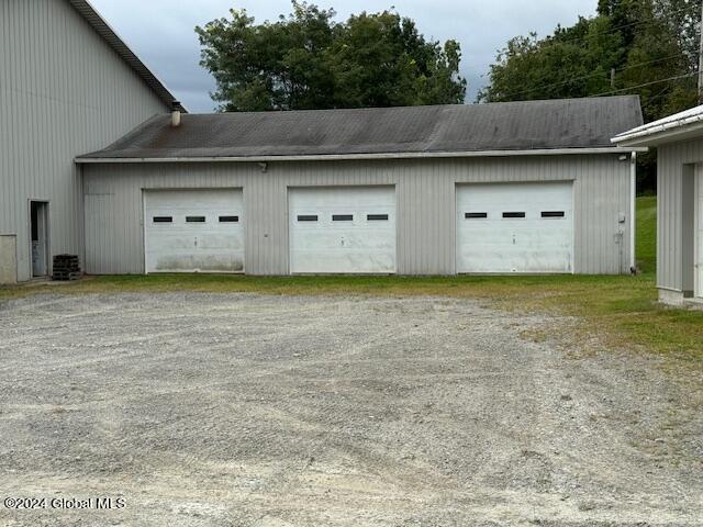 More Photos Of 21419 Rt-22, Hoosick Falls Auto Repair For Sale