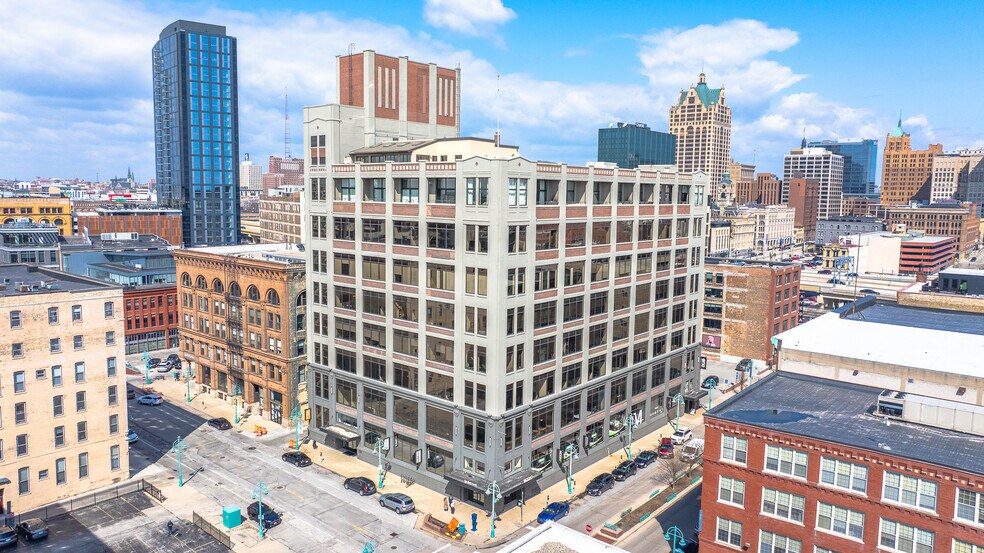 Primary Photo Of 320 E Buffalo St, Milwaukee Office For Lease