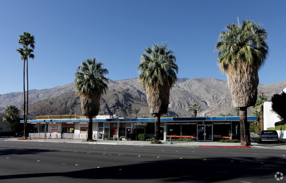 More Photos Of 707-745 N Palm Canyon Dr, Palm Springs Restaurant For Lease