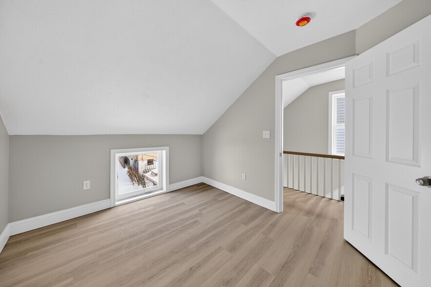 More Photos Of 165 Grant St, Fall River Apartments For Sale