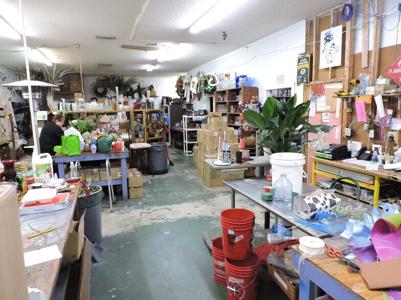 More Photos Of 2504 Main St, Jacksonville Freestanding For Sale