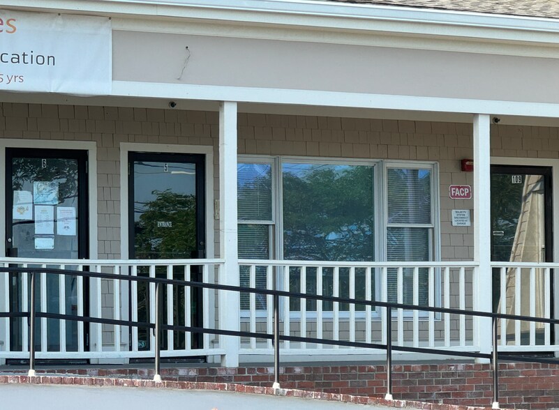 More Photos Of 109 Main St, West Dennis Storefront Retail Office For Lease