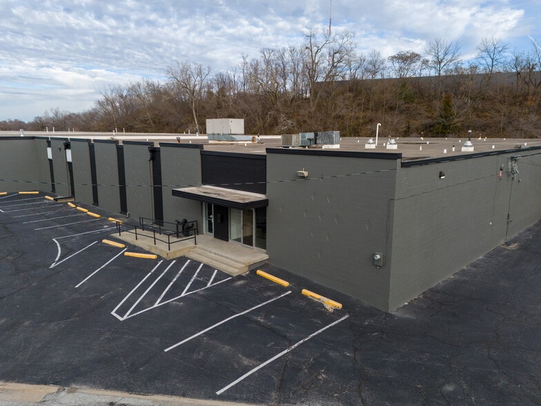 More Photos Of 3155-3175 Terrace St, Kansas City Warehouse For Lease