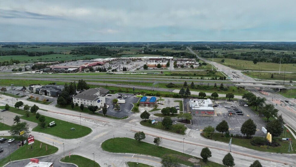 Primary Photo Of 3632 S Taylor Dr, Sheboygan Carwash For Sale
