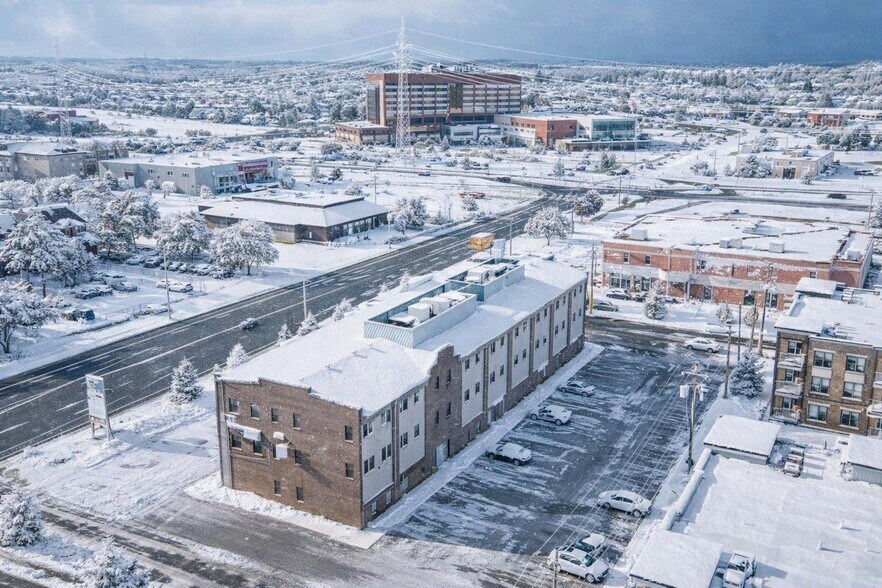 Primary Photo Of 430 Boul De L'hôpital, Gatineau Office For Lease