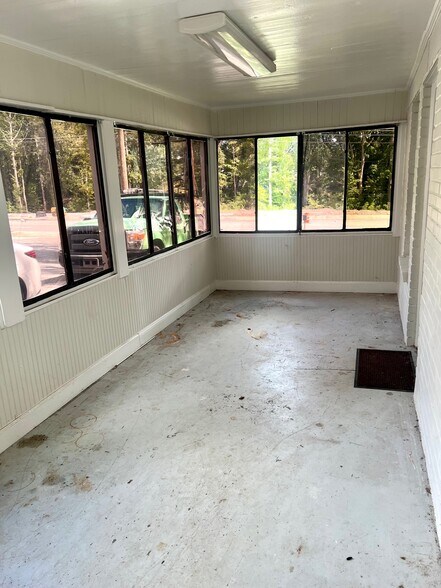 More Photos Of 410 N Main St, Alpharetta Office For Lease