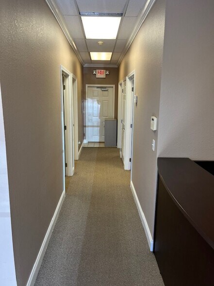 More Photos Of 127 Bob Fitz Rd, Gray Medical For Lease