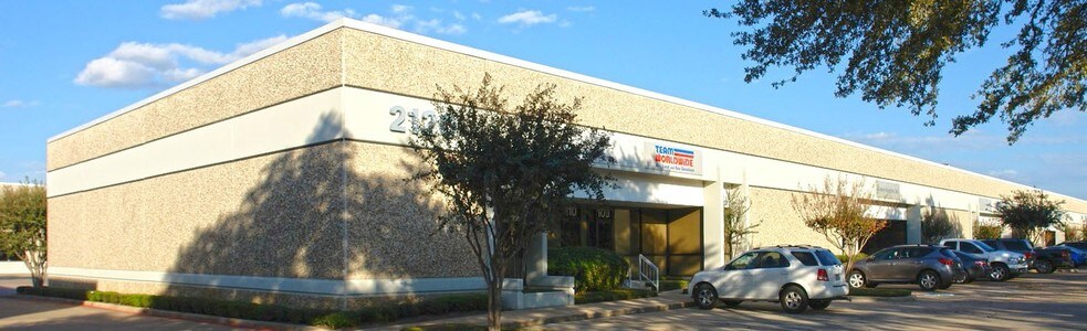 More Photos Of 2120 Denton Dr, Austin Light Distribution For Lease