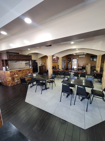 More Photos Of 13226 Rosecrans Ave, Norwalk Restaurant For Sale