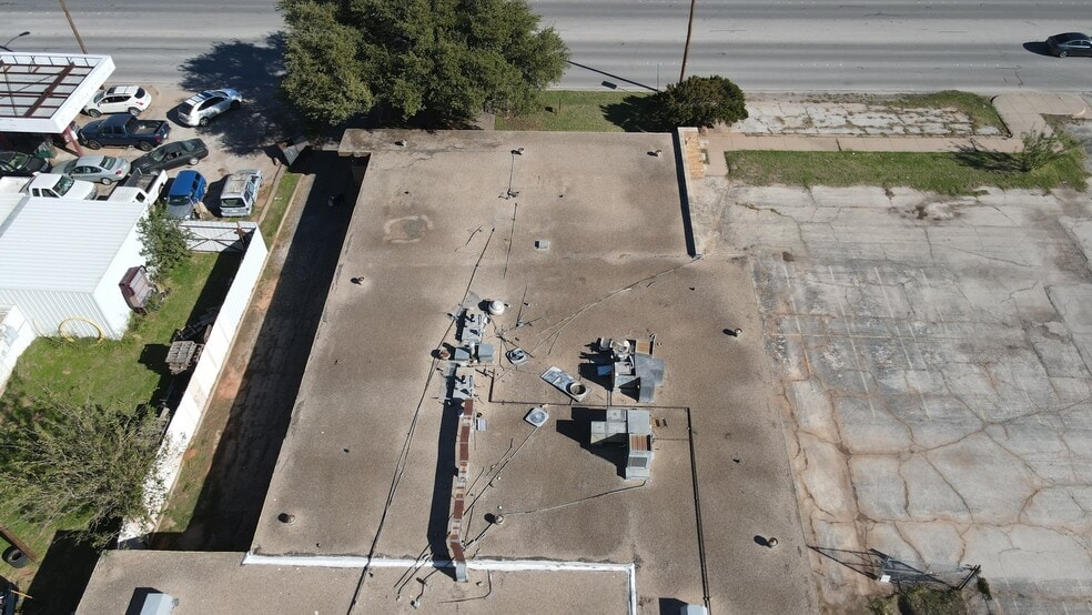 More Photos Of 502 N Willis, Abilene Medical For Sale