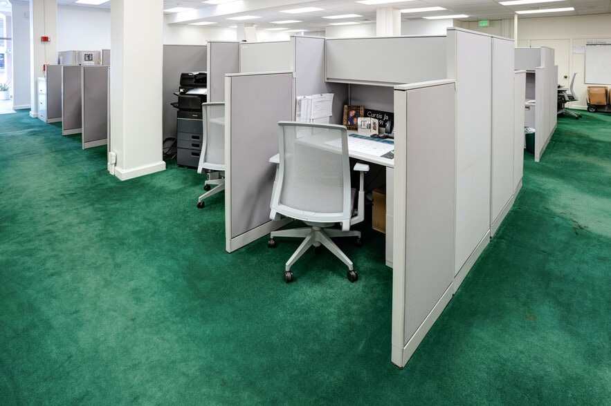 More Photos Of 4211 Waialae Ave, Honolulu Office For Lease