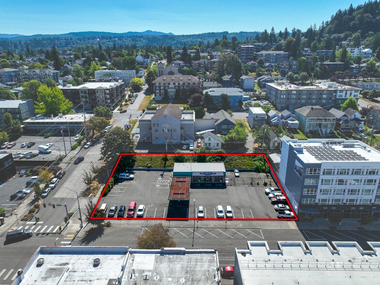 Primary Photo Of 1058 N State St, Bellingham General Retail For Sale