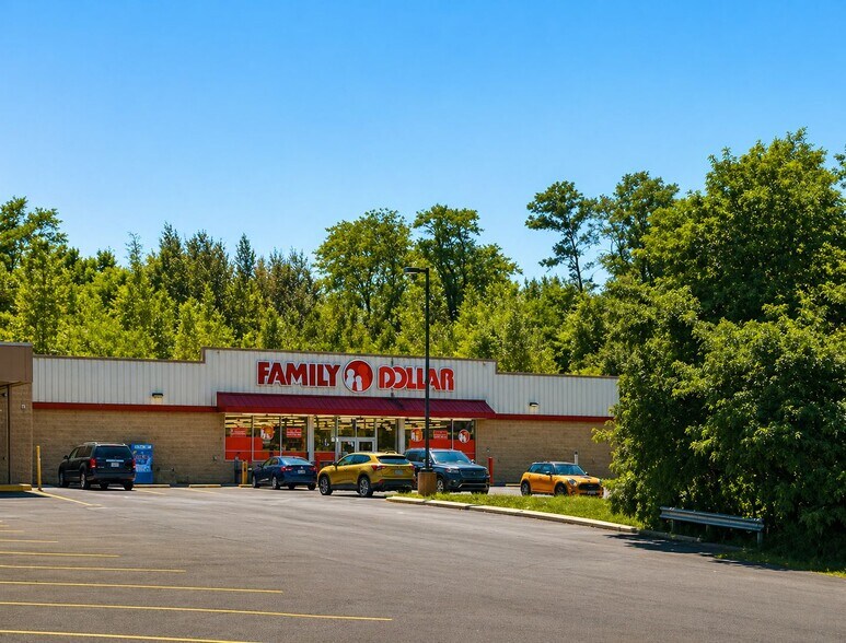 More Photos Of 640 W Centre St, Shenandoah Drugstore For Sale