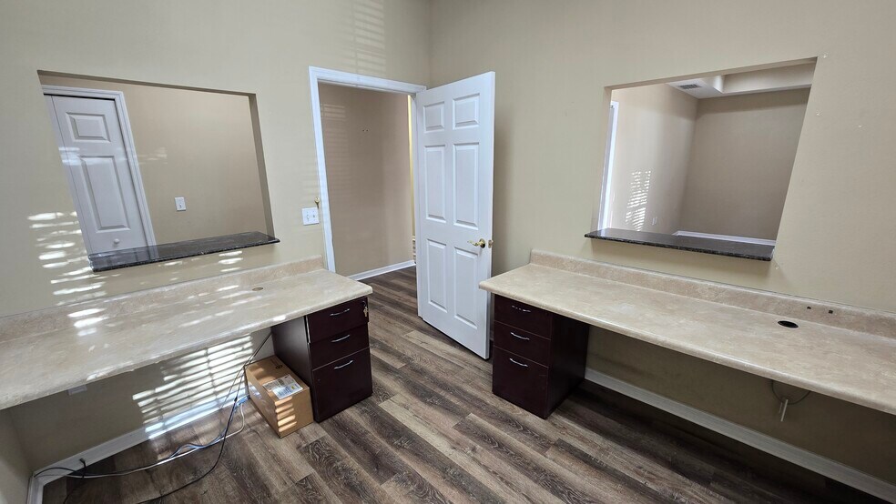 More Photos Of 2649 Windguard Cir, Zephyrhills Medical For Lease