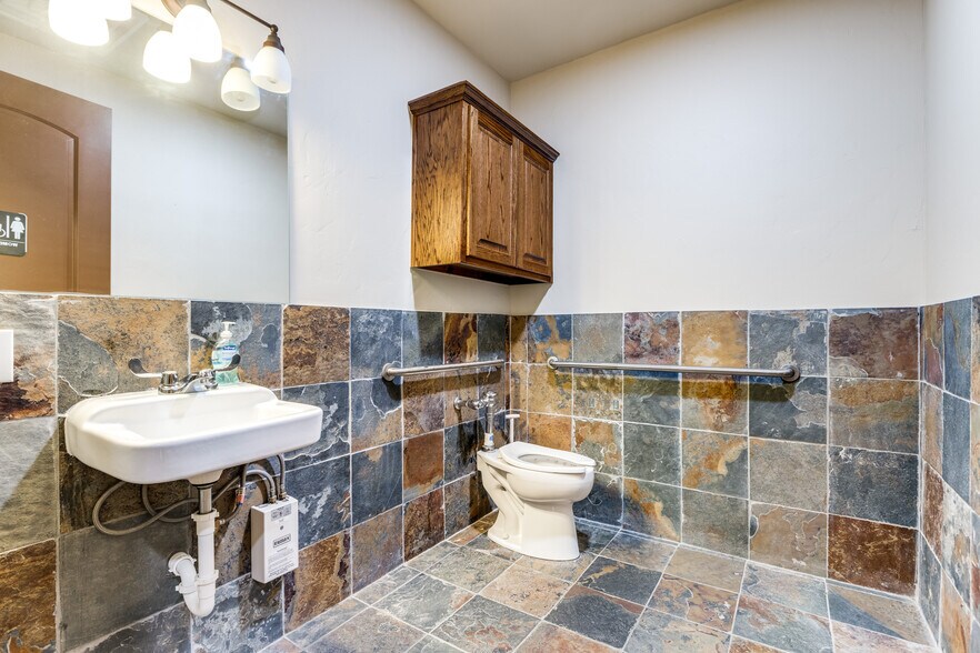 More Photos Of 6850 TPC Dr, McKinney Office For Lease