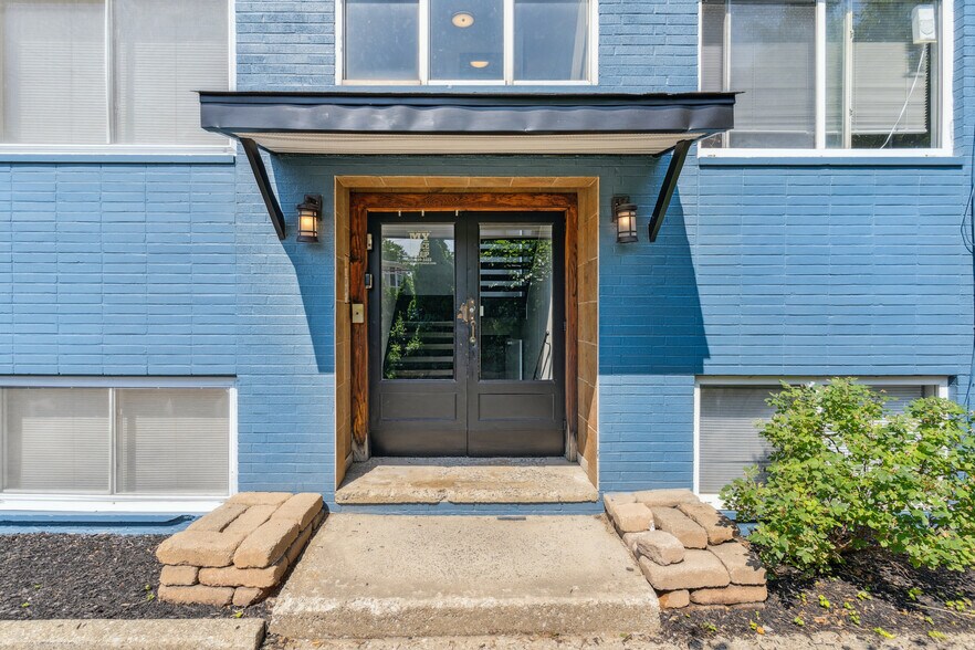 More Photos Of 5212 Franklin Blvd, Cleveland Apartments For Sale