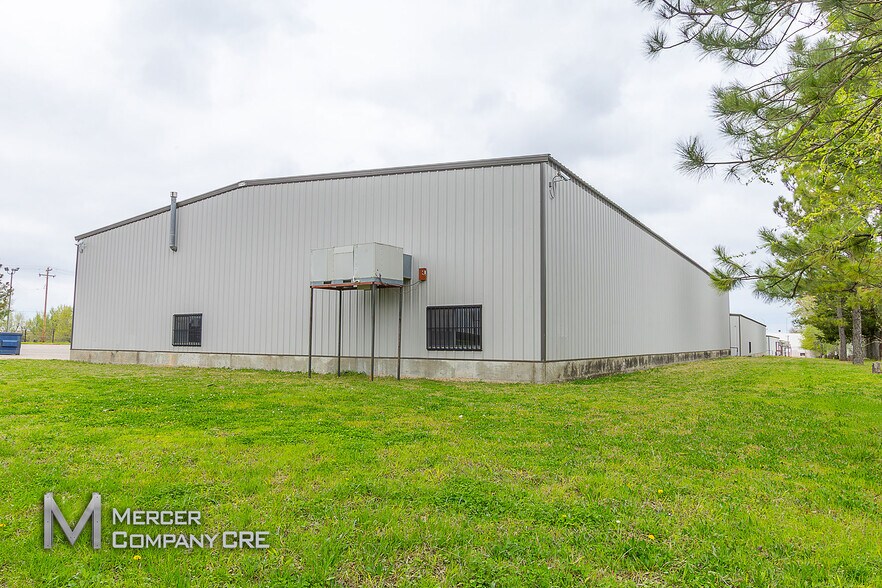 More Photos Of 340 S Eckroat St, Oklahoma City Unknown For Lease
