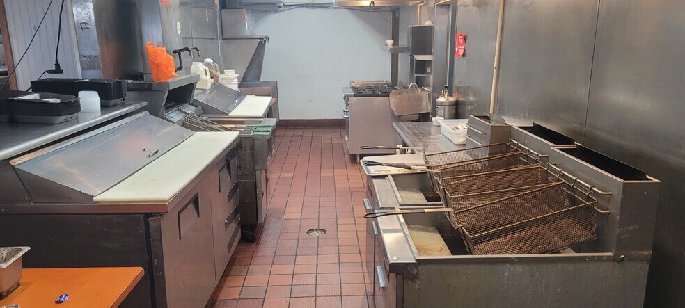 More Photos Of 2435 Brice Rd, Reynoldsburg Restaurant For Sale