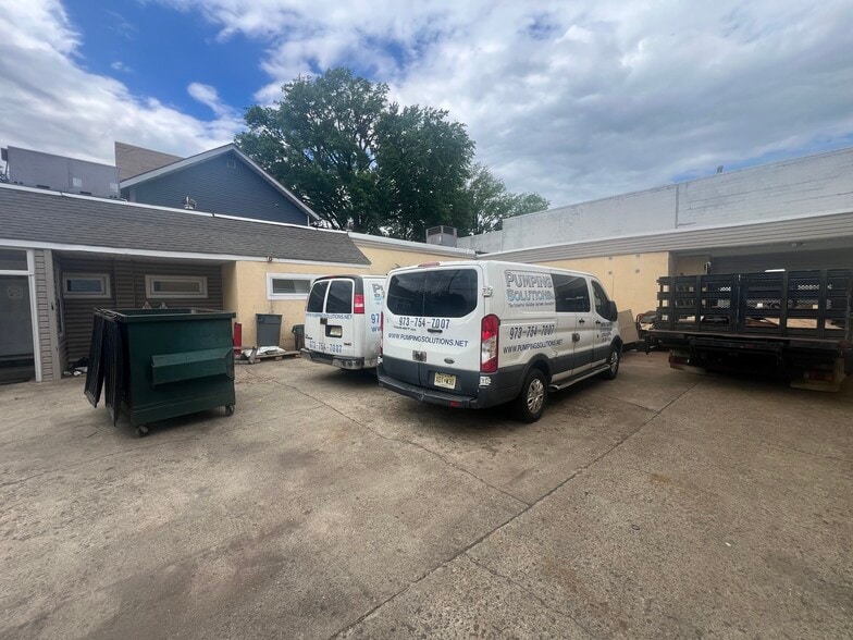 More Photos Of 262 Rutherford Blvd, Clifton Warehouse For Sale