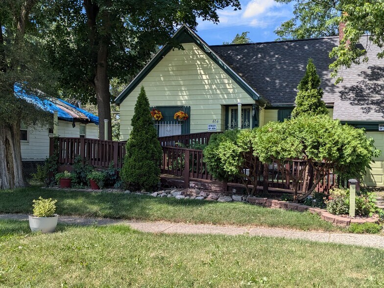 Primary Photo Of , Flint Specialty For Sale