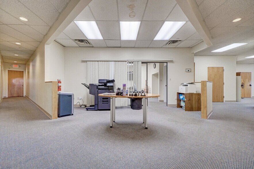 More Photos Of 51 Railroad Ave, Closter Warehouse For Sale