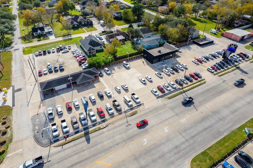 More Photos Of 1114 Spencer Hwy, South Houston Auto Dealership For Lease
