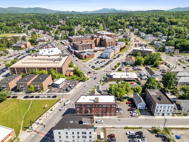 More Photos Of 3 Orchard St, Pittsfield Apartments For Lease