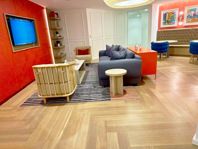 More Photos Of 1750 Tysons Blvd, McLean Coworking Space