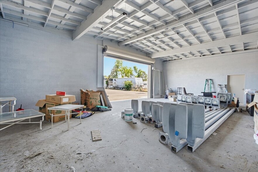 More Photos Of 4554 Auburn Blvd, Sacramento Auto Dealership For Sale