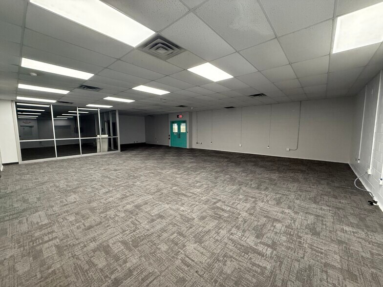 More Photos Of 2960 W Enon Rd, Xenia Flex For Lease