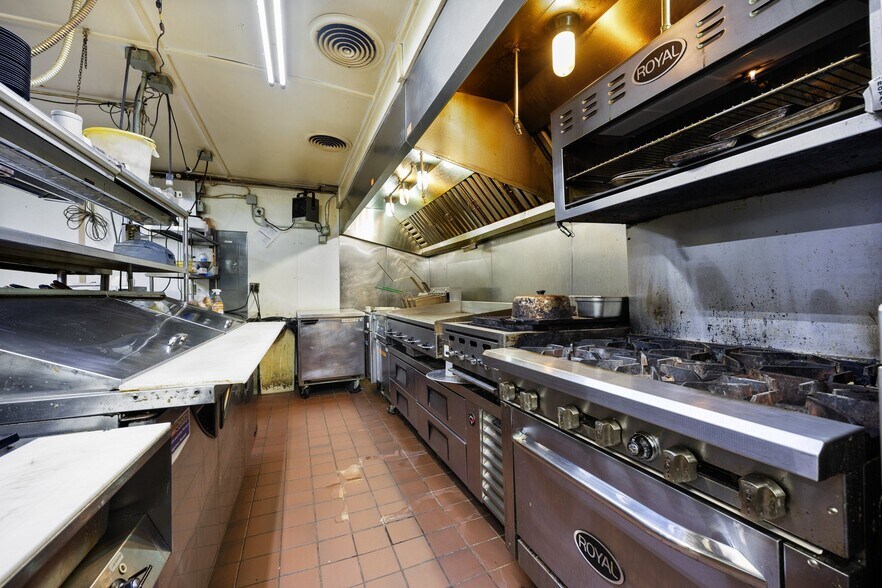 More Photos Of , Beaver Island General Retail For Sale