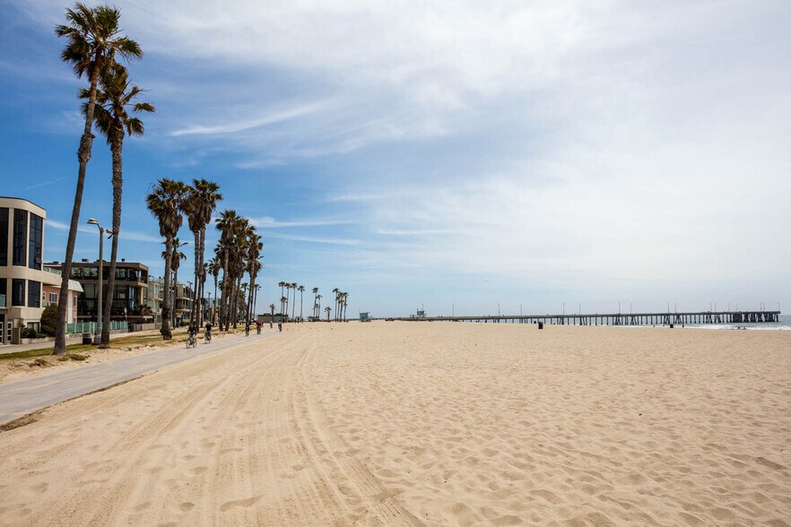 More Photos Of 22 28th Ave, Venice Apartments For Sale