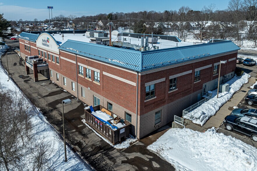 More Photos Of 460 Hartford Tpke, Vernon Rockville Medical For Lease