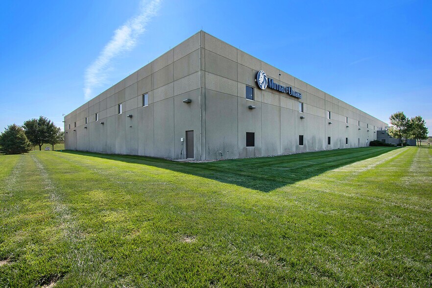 More Photos Of 9330 Ne-133, Blair Manufacturing For Sale