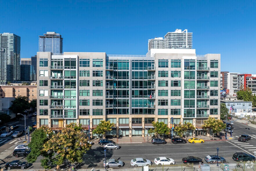 More Photos Of 707 10th Ave, San Diego Apartments For Lease