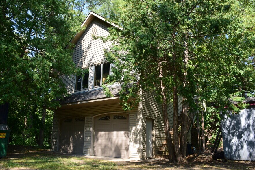 More Photos Of 3900 Williston Rd, Minnetonka Office For Sale