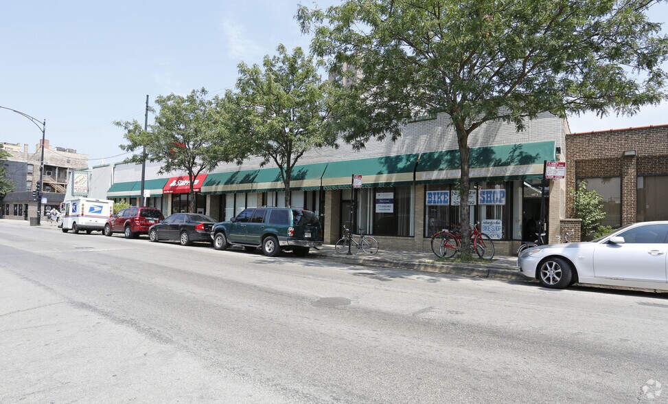 More Photos Of 4075-4089 N Broadway St, Chicago Storefront For Lease