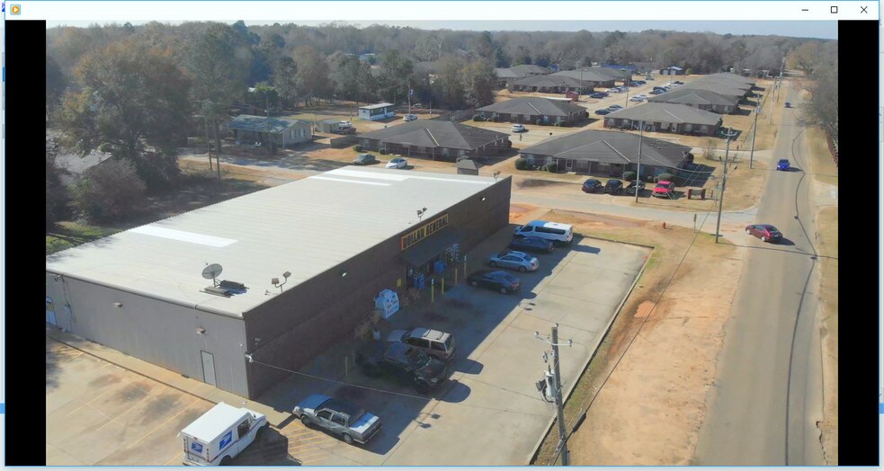 More Photos Of 701 Roosevelt Ave, Selma Freestanding For Sale