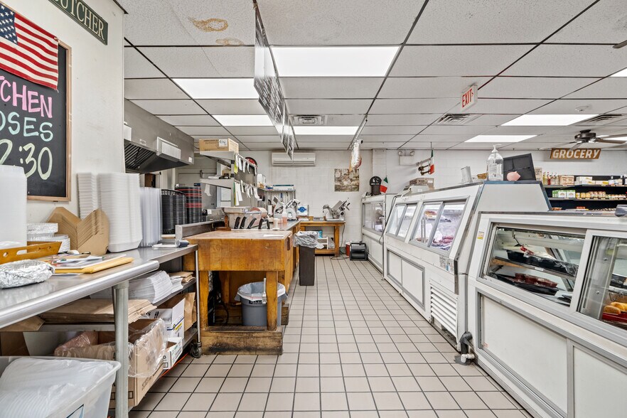 More Photos Of 700 Cattell St, Easton General Retail For Sale