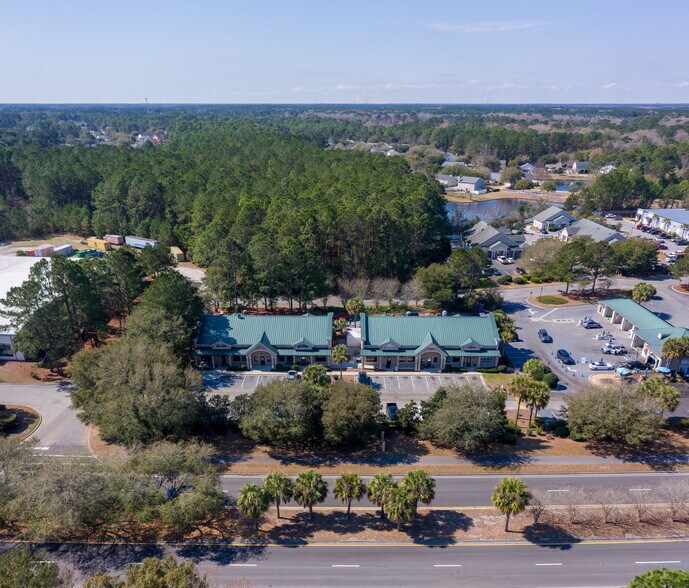 More Photos Of 4376 Bluffton Pky, Bluffton Freestanding For Sale