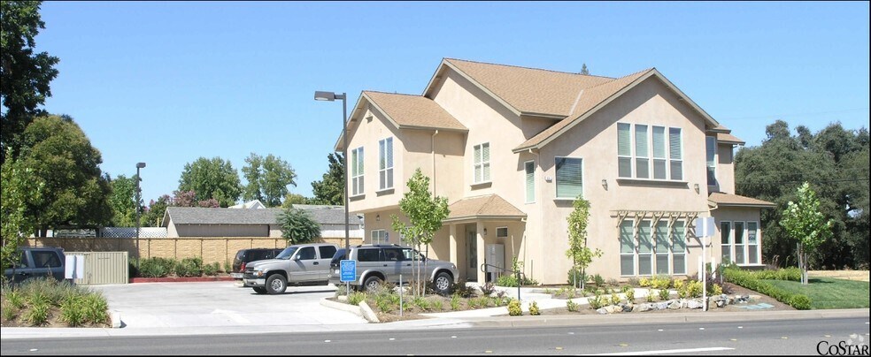 Primary Photo Of 915 Douglas Blvd, Roseville Loft Creative Space For Sale