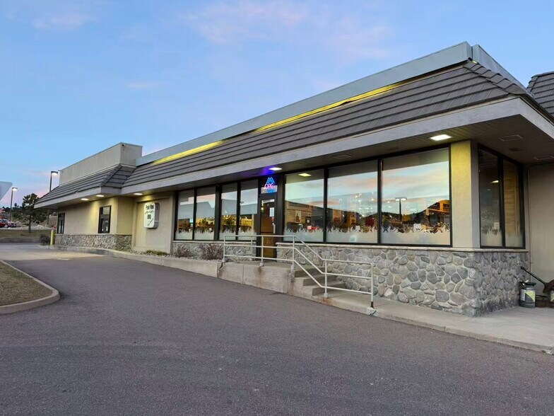 More Photos Of 1139 E Hwy 24, Woodland Park Restaurant For Sale