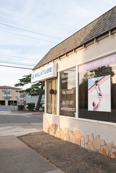 More Photos Of 1701-1707 Gum St, San Mateo General Retail For Sale