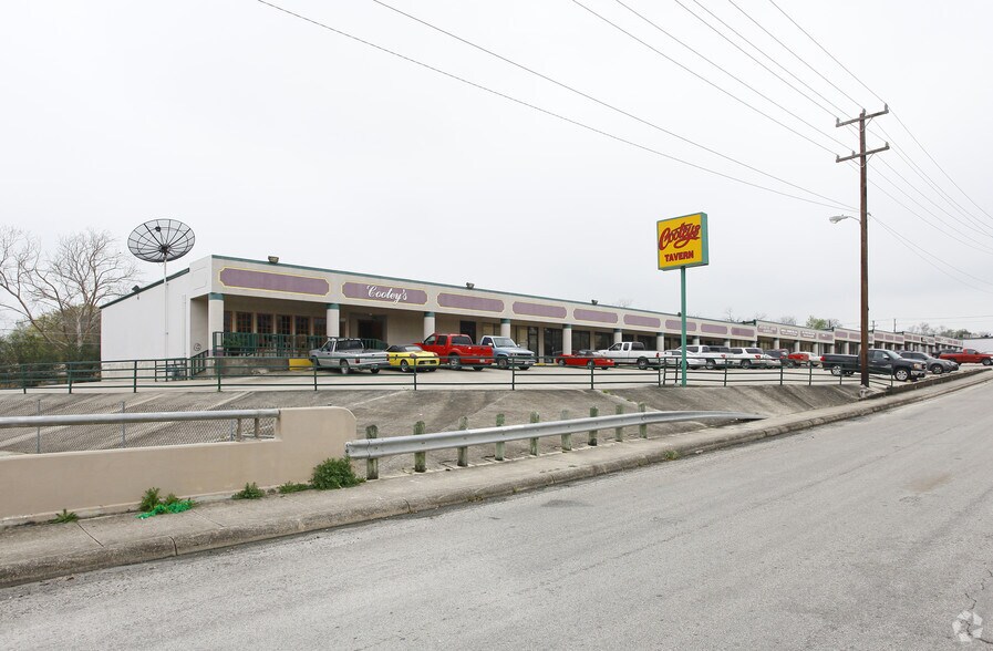 More Photos Of 8318 Jones Maltsberger Rd, San Antonio Storefront For Lease