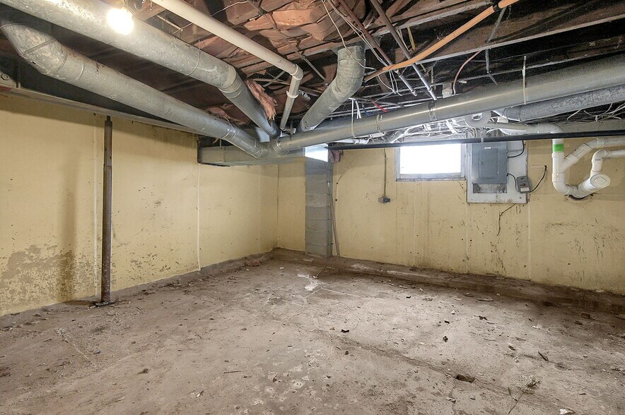 More Photos Of 1805 Columbus Rd, Granville Daycare Center For Sale