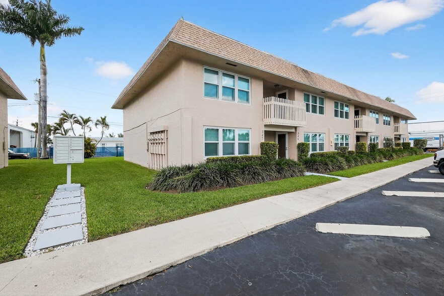 More Photos Of 311-357 Gulfstream Rd, Dania Apartments For Sale