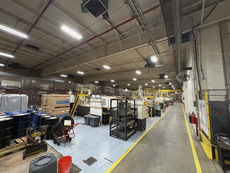 More Photos Of 101 E Industrial Blvd, Logansport Manufacturing For Sale